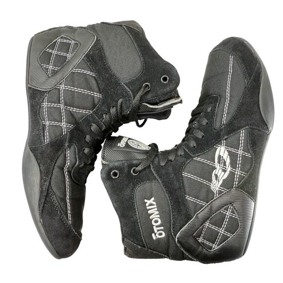 Shoes - Picture 6 of 10